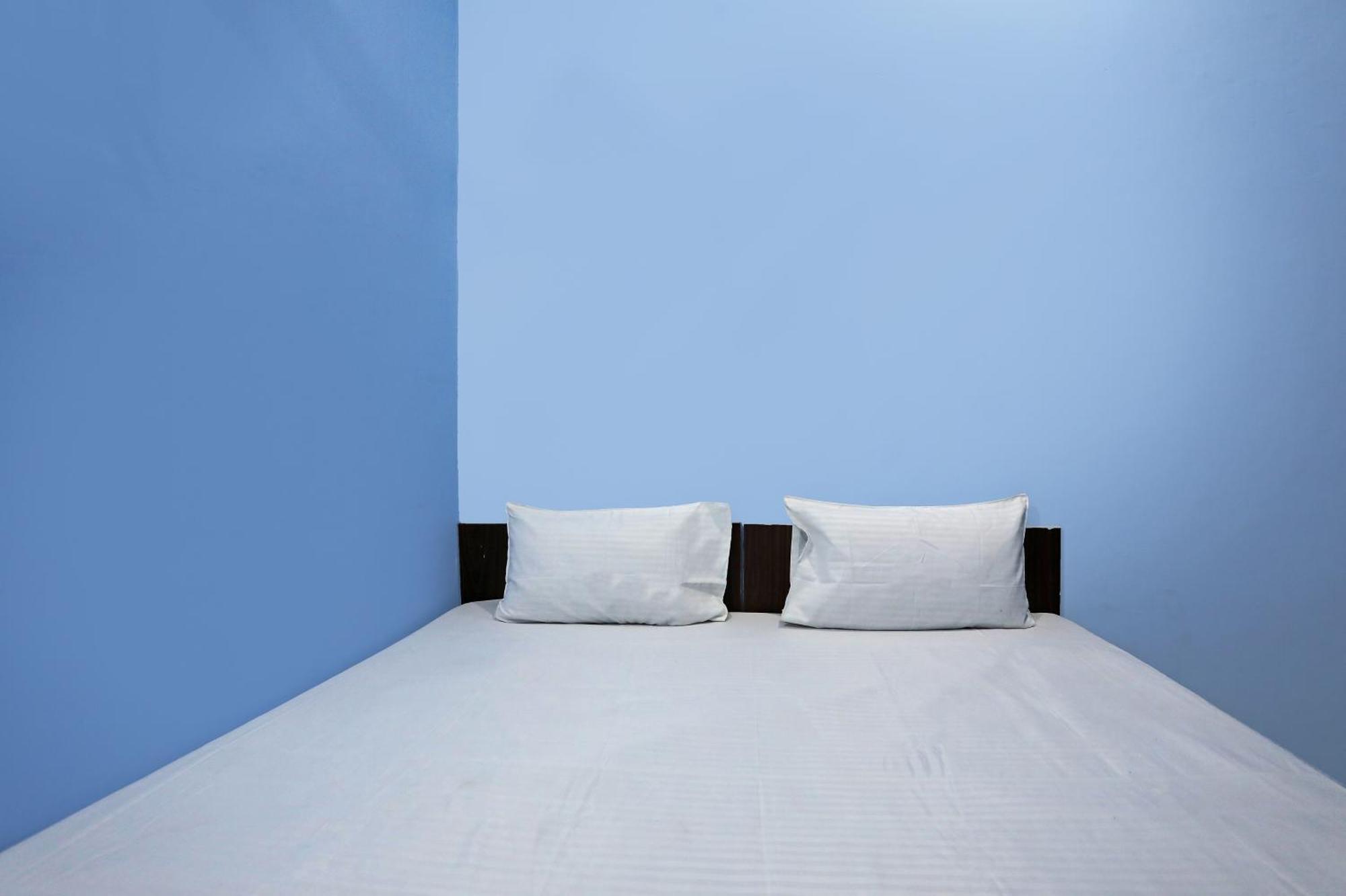 Hotel O Relax Фаридабад Екстериор снимка